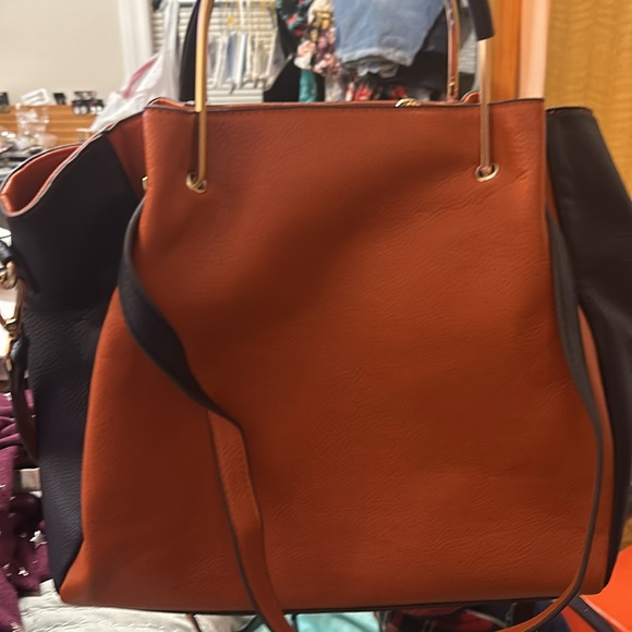 Nikki by Nicole Lee handbag - Picture 4 of 5